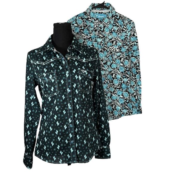 COWGIRL HARDWARE  Long Sleeve Pearl Snap Shirts Lot Of 2 Blue And Black - Picture 1 of 14